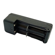 Charger for 2x 18650 batteries from 220V